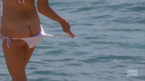 top" width="550" alt="Sonja Morgan Nude.