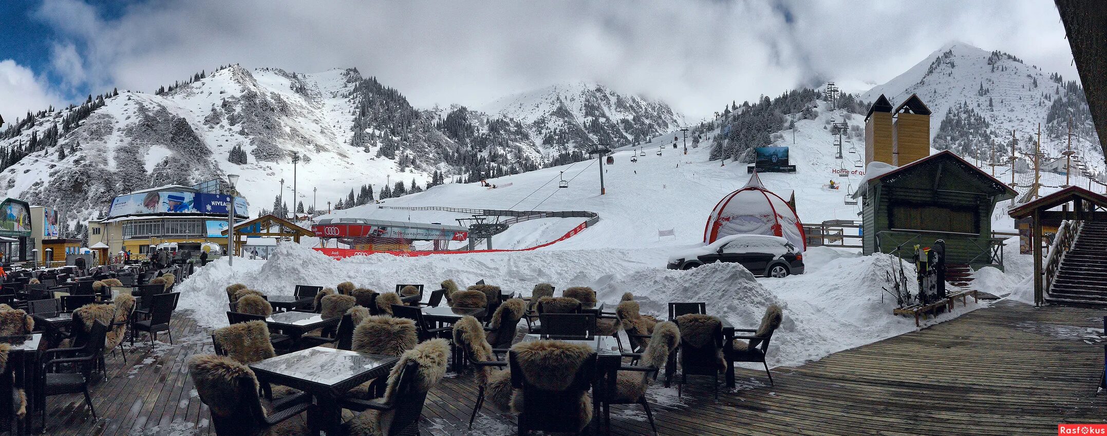 гора чимбулак алма ата. медео алматы горнолыжный курорт. медео горнолыжный курорт. алма ата каток медео. казахстан горный курорт чимбулак.