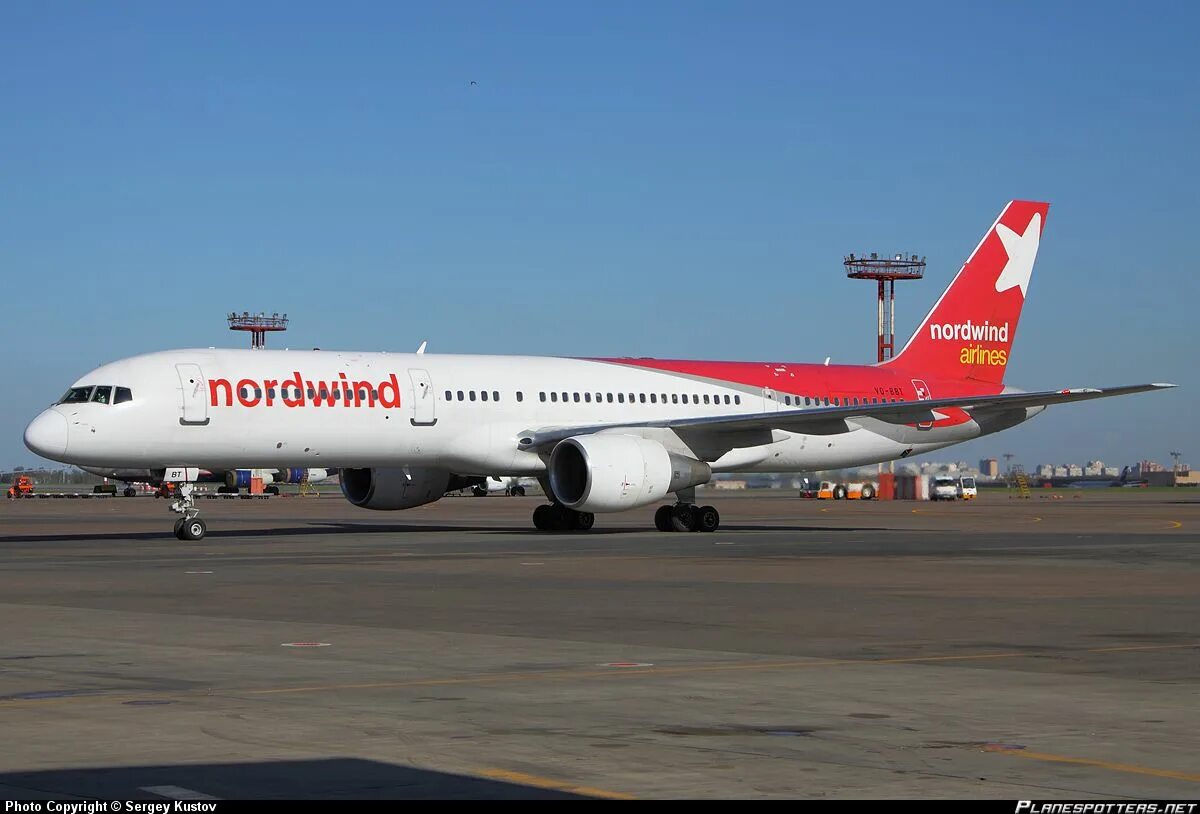 Нордвингс авиабилеты сайт. Nordwind ливрея. A350 Nordwind. Nordwind n4-5808. N4-754 Nordwind.