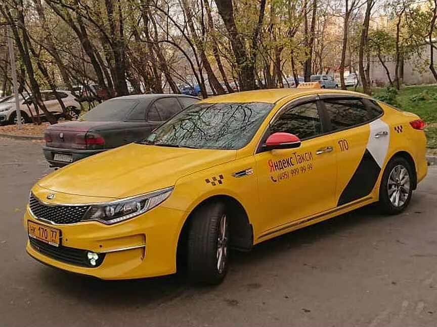 Kia Optima 2019 такси. Киа к5 желтая. Kia k5 желтая. Kia Optima k5 под такси.