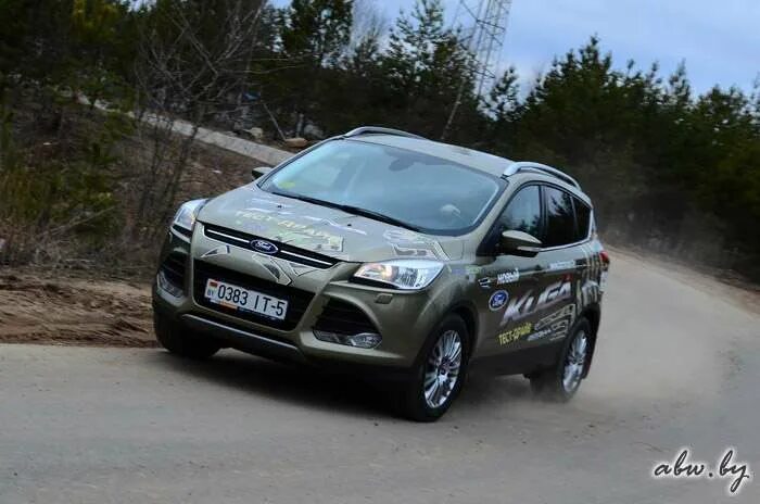 Полный привод куга 2. Форд куга 2 снизу. Полный привод куга 2. Форд куга полноприводный. 5 полный привод.