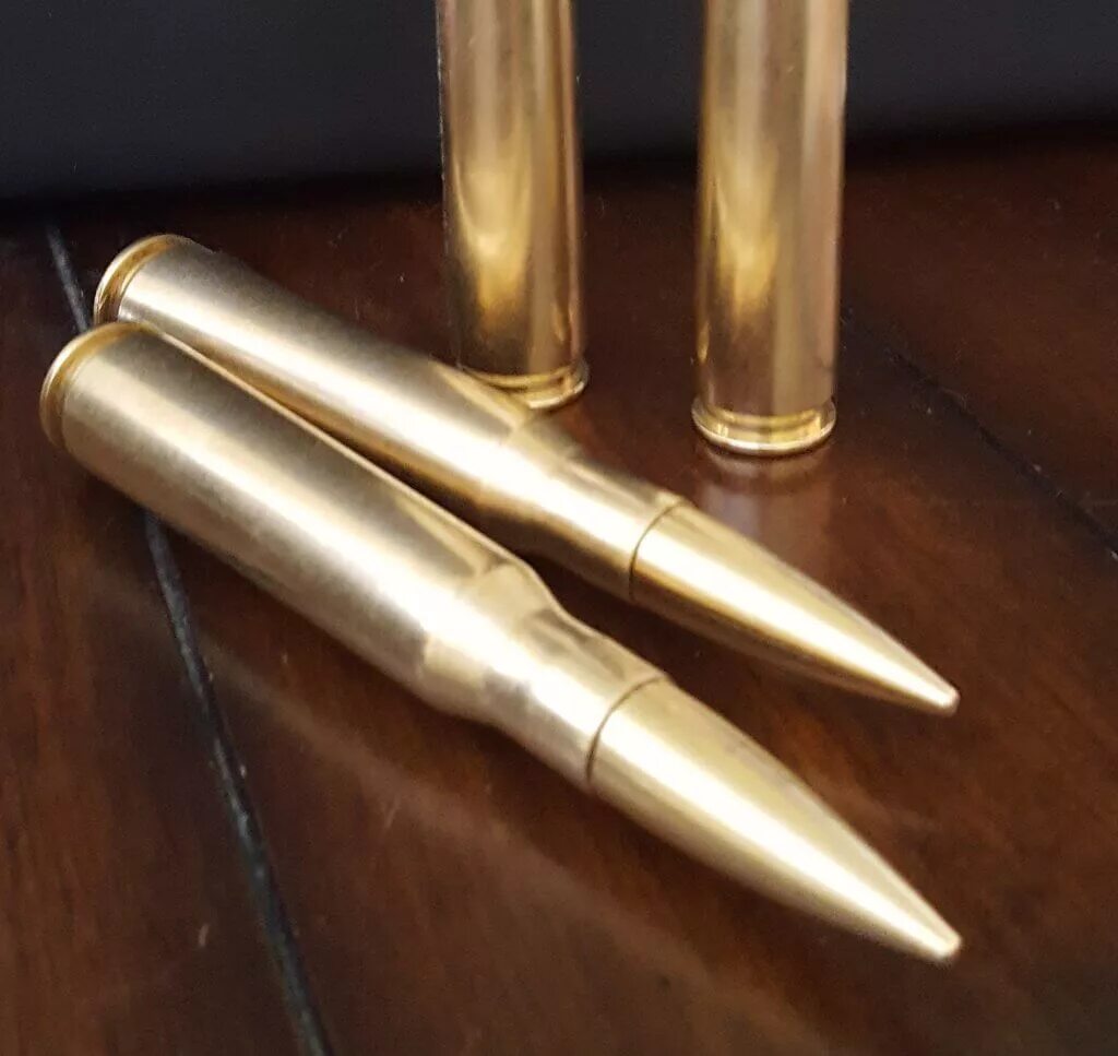 Патрон 50 bmg. Пуля 50 BMG. 50 BMG патрон. Бронебойный патрон 50 BMG. Энергия пули 50 BMG.