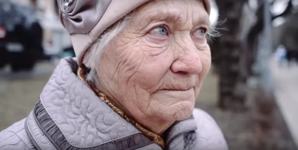 Бабушки рунетки. Бабушка 110 лет. 80 Летняя бабка. 80 Летние женщины. Фото 80 летних бабушек.