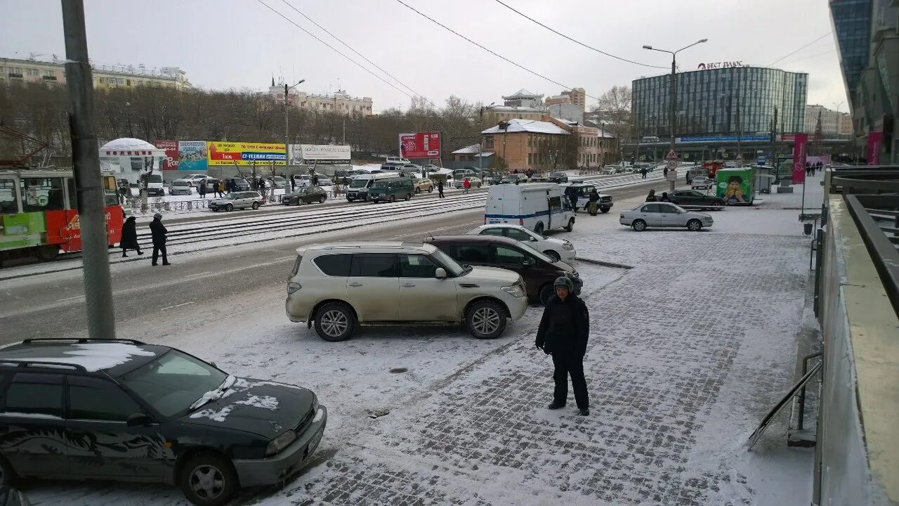 Улан Удэ остановка. Фотографии остановок Улан Удэ. Торговый центр еврозона в Улан-Удэ. Остановка КПП Улан-Удэ.