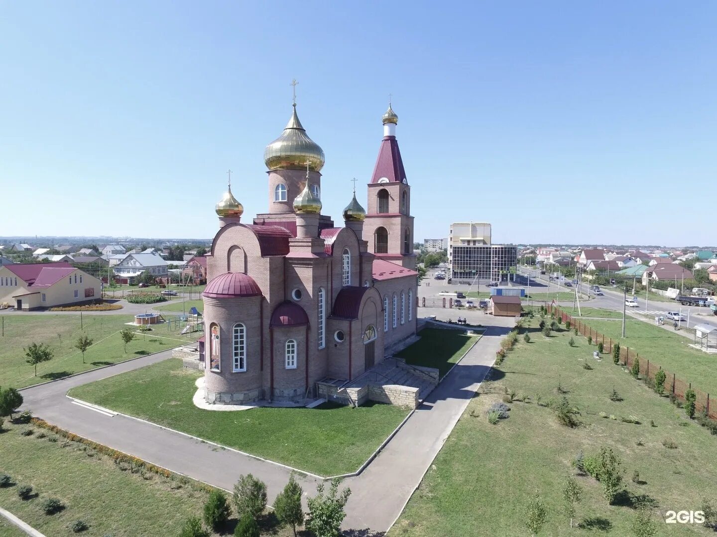 Погода михайловск шпаковский район. Храм Архангела Михаила Михайловск Ставропольский край. Г. Михайловск . Храм Архангела Михаила.