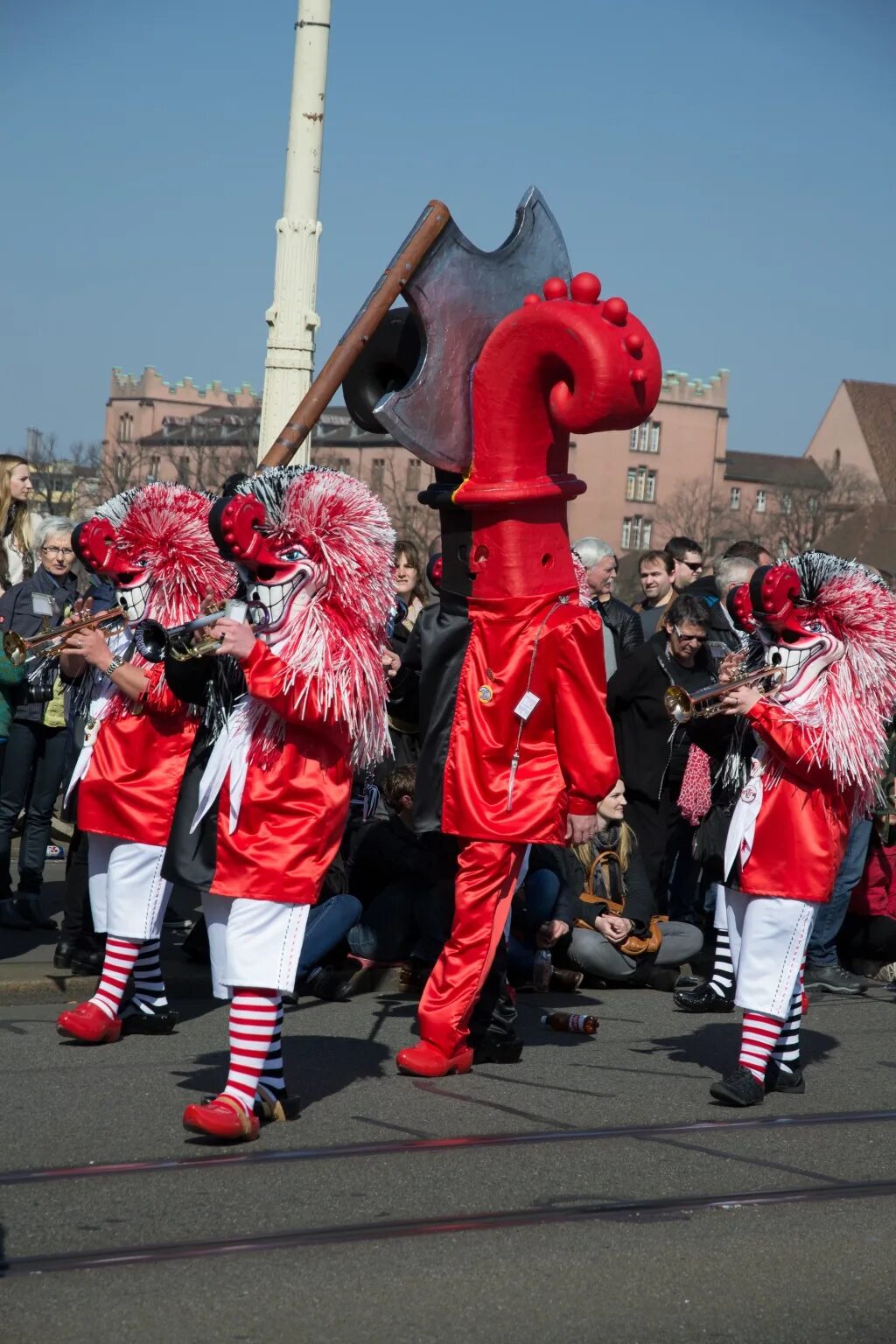 Fastnacht. Базель Фастнахт. Basler Fastnacht праздник. Праздники в Германии Basler Fasnacht. Карнавал в Базеле.