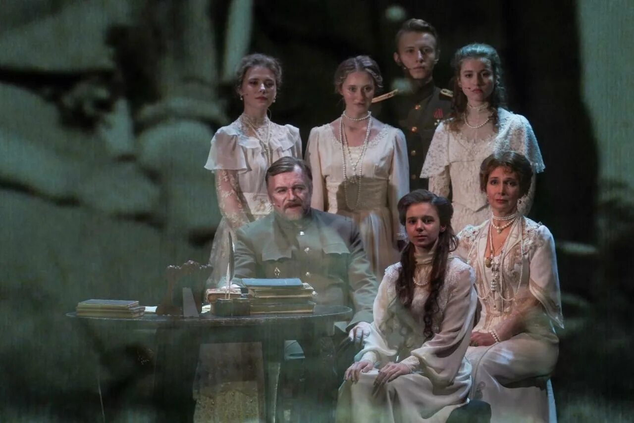 театр им горького владивосток схема зала. театр им горького ростов-на-дону схема зала. театр горького ростов-на-дону схема зала с местами. горького схема зала. театр горького места.