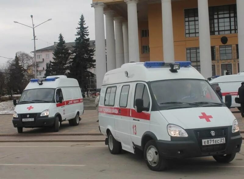 Республиканская станция скорой помощи. Станция скорой помощи майкоп. Ларгус реанимобиль. Машина скорой помощи уфа. Луидор асмп 2250в7.