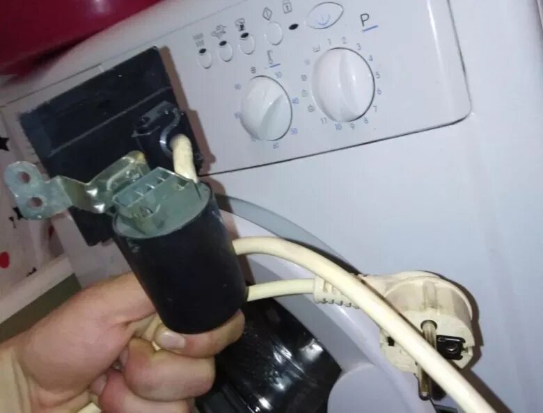 Машинка включается и отключается