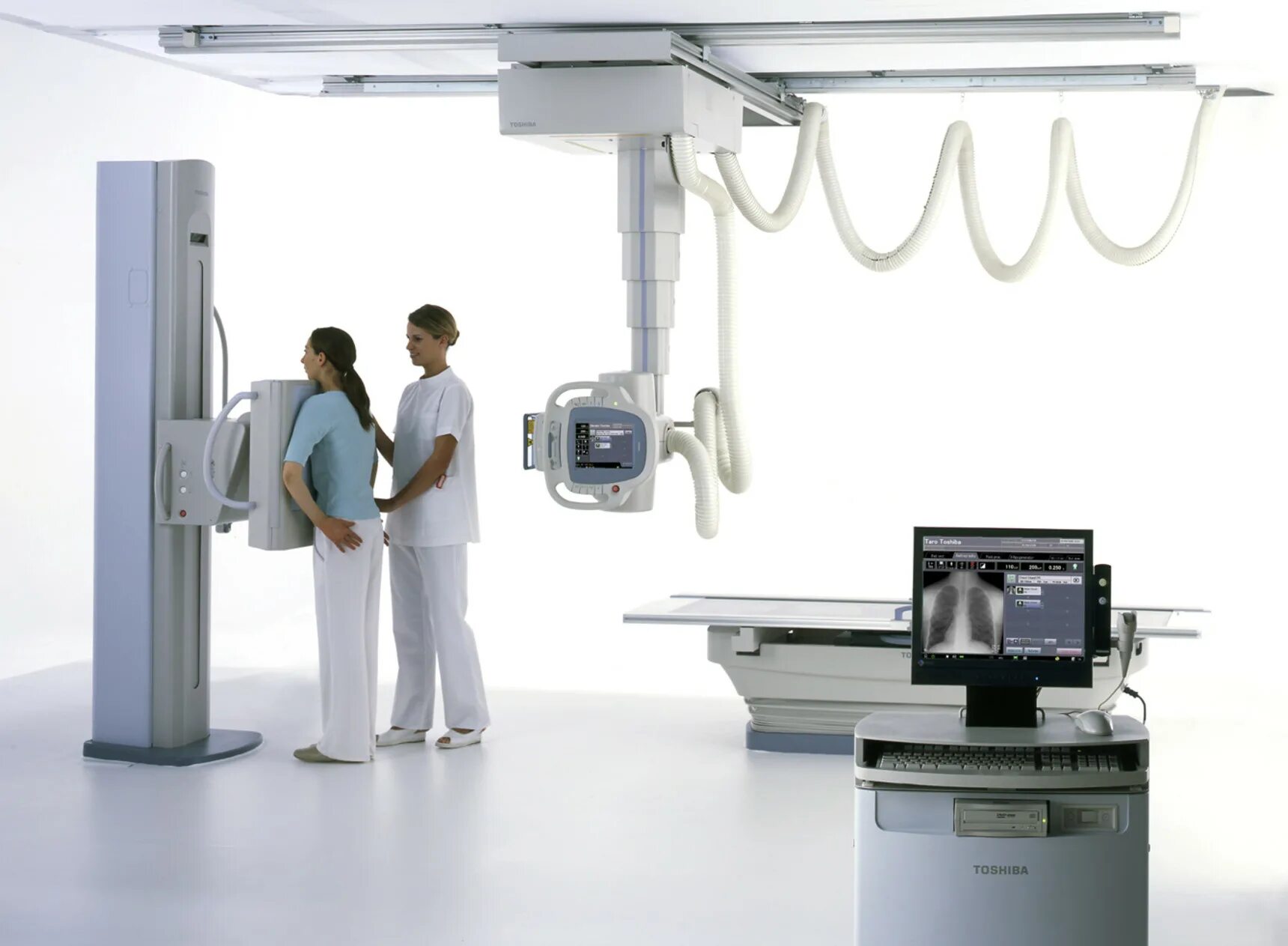 Широко используют в медицине. Рентген аппарат x ray. Рентген "x-ray Diagnostics Radrex (Mrad-a50s/g6)", Canon. Цифровом рентген аппарат Тошиба. Цифровой флюорографический аппарат.