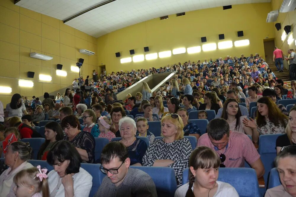 Подслушано сальск свежие новости. Подслушано Сальск. Дивертисмент Сальск. Музыкальная школа Сальск им Еждика. Сальск подслушано подслушано.