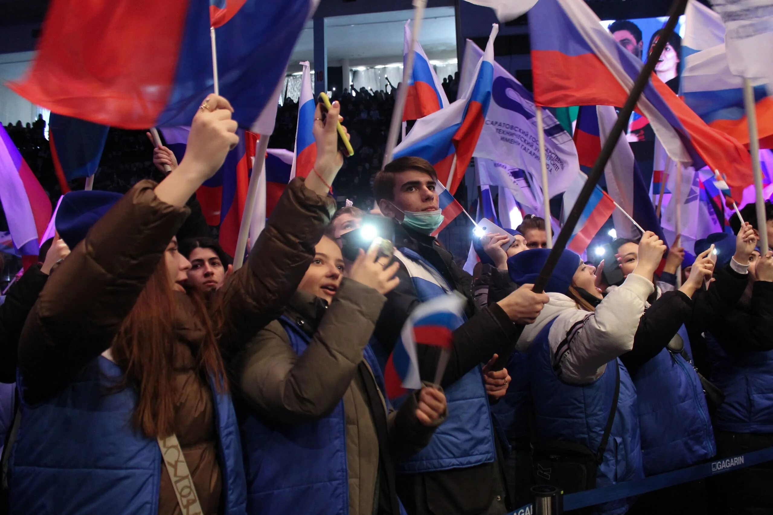 Митинг концерт в москве 2024. Митинг концерт Саратов. Митинги в Германии в поддержку России. Концерт в честь присоединения Донбасса. Митинги 2020.