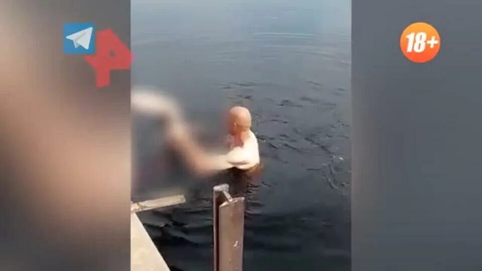 Аквапарк в волгоградской области. Ребенок утонул в бассейне. Мальчик утонул в бассейне. Мальчик утонул в бассейне королев. Мальчик захлебнулся в бассейне.