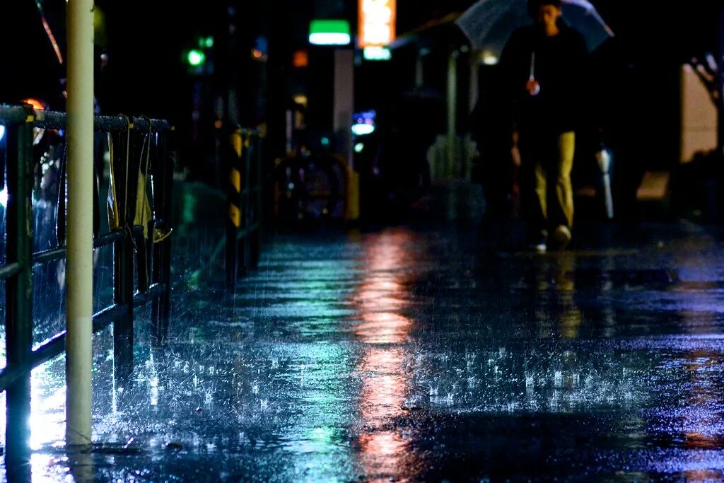 House of rain. Raining House. Raining in Tokyo. Tokyo Rainy Streets. Alone Street Rain Drink.