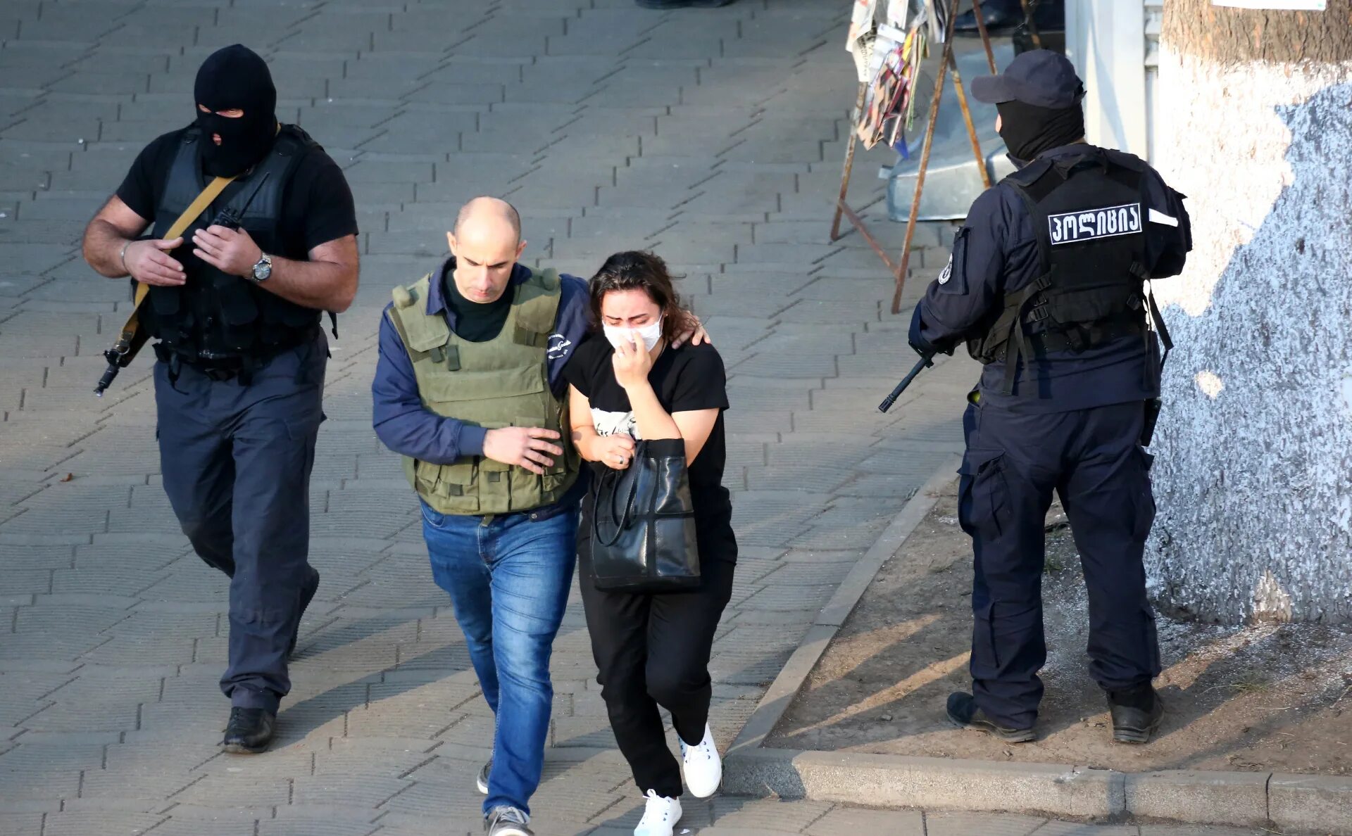 Взятие террористов. Грузинская полиция Зугдиди. Освобождение заложников. Захват заложников террористами.