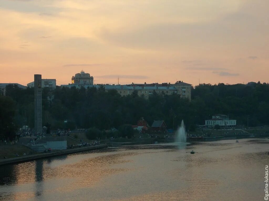 Река ока в орле. Город орлик. Город орел слияние оки и орлика. Река ока город орел. Стрелка рек оки и орлика города орел.