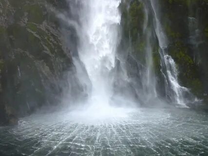 Раз водопад