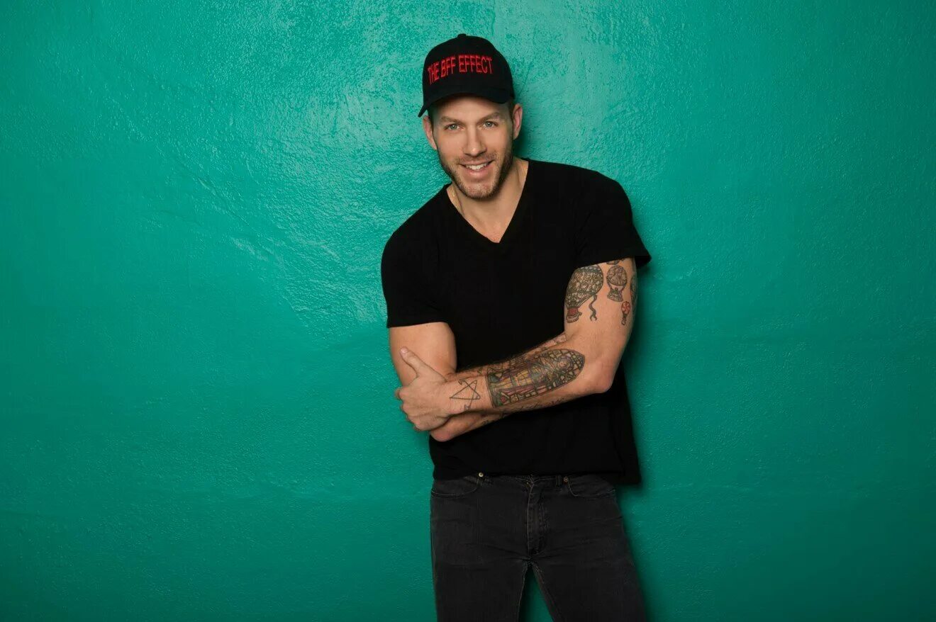 концерт johnny. Goode чак берри. джонни депп голливудские вампиры. джонни певец 2020. джонни raava.