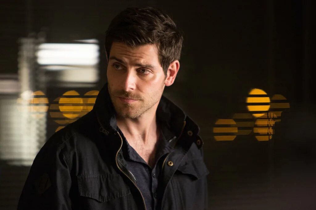 Сайт гримма. Сайт гримма. Дэвид джинтоли гримм. Гримм беркхард. Ник бёркхард гримм.