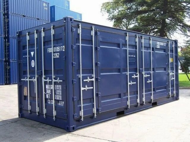 Включи контейнер 2. 20 Feet Container. Двери контейнера. 20 Фут контейнер тележка. Штатный контейнер.