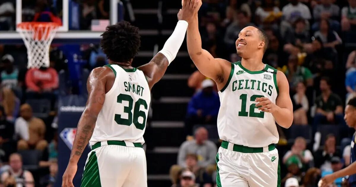 Brown nba. Бостон маверикс. Нба. Бостон маверикс. Джейсон татум нба.