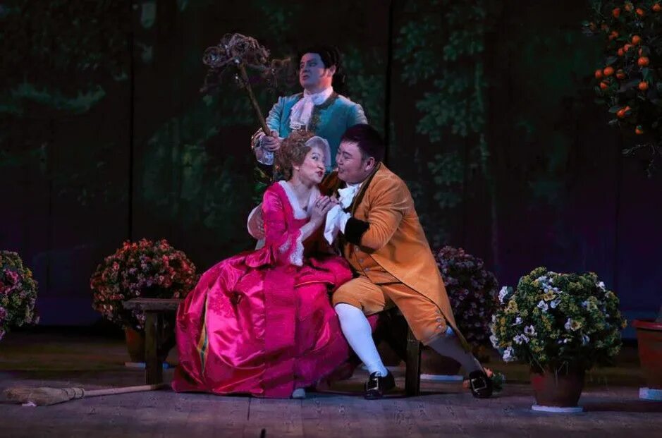 Керубино в опере свадьба фигаро. Опера свадьба сюжет. Опера свадьба сюжет. Опера свадьба сюжет. Мусоргский свадьба фигаро.