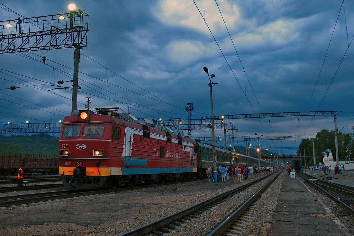 Поезда белогорск амурская область. Эп1 ТЧЭ-11 Белогорск.