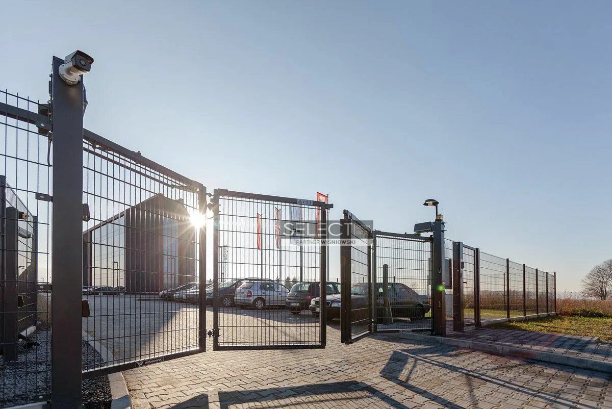 Секционные сдвижные ворота. Промышленные секционные ворота. Ворота хай тек. Современные распашные ворота. Откатные ворота херманн.