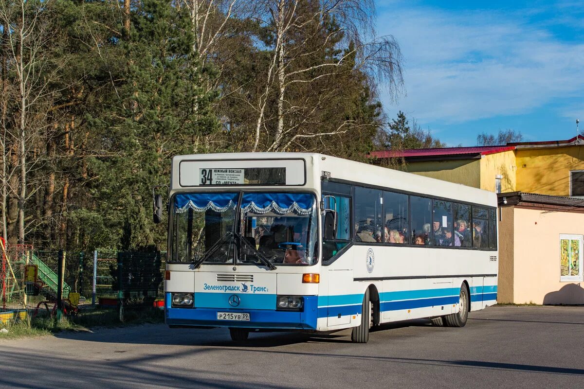 Вокзал зеленоградск автобус. Зеленоградск транс. ООО Зеленоградск транс. 117 Автобус Зеленоградск транс. Intouro Зеленоградск транс.