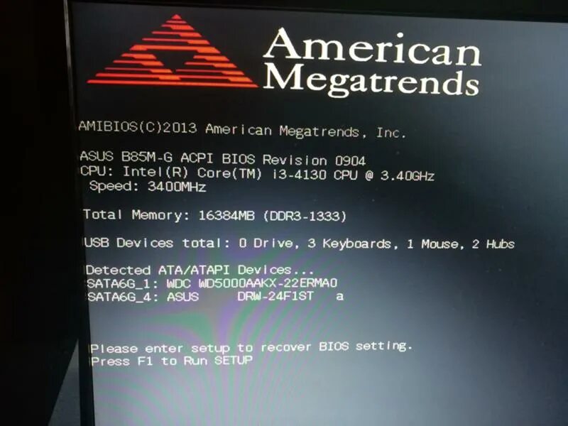 Компьютер American MEGATRENDS. Экран American MEGATRENDS. Press f1 to Run Setup при включении. Материнская плата American MEGATRENDS. При включения запускается биос