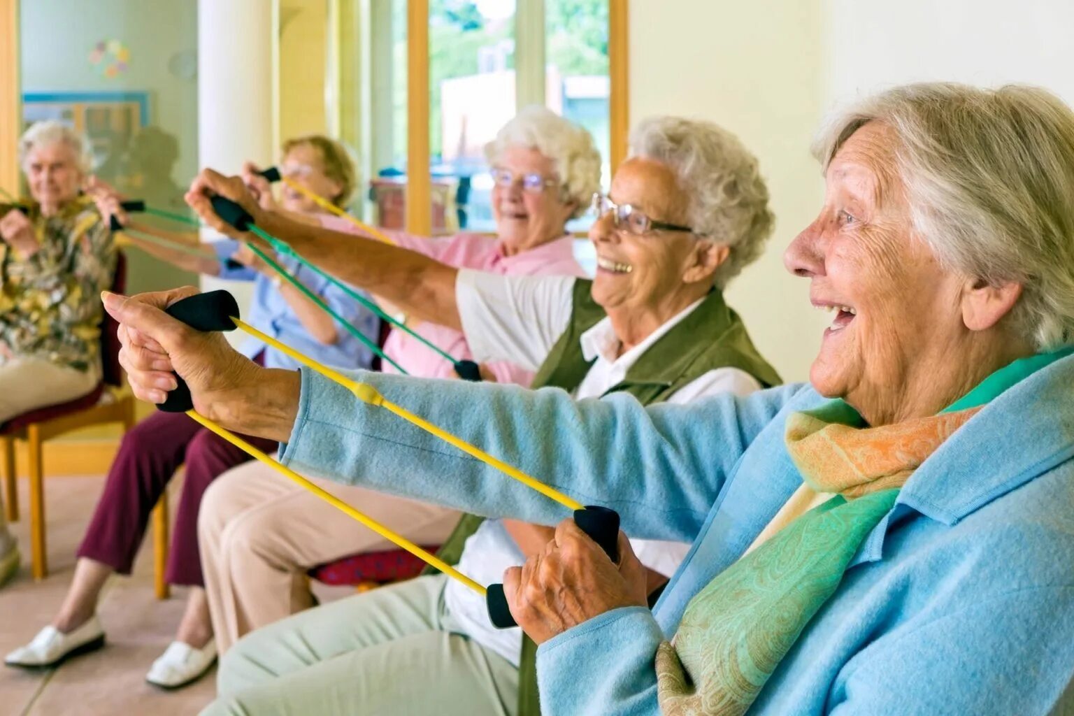 Новости для пенсионеров с 1 апреля. Пожилые люди. Реабилитация пожилых. Пожилые и инвалиды. ЗОЖ для пожилых.