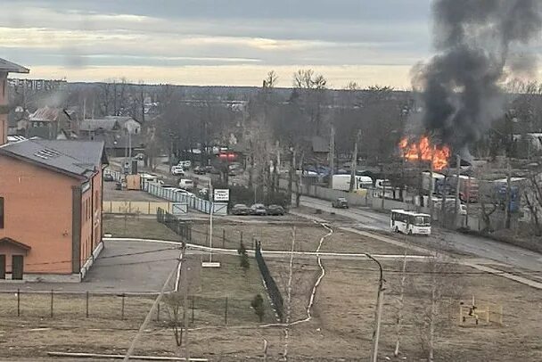 Пожар в ленобласти. Пожар в гатчине сегодня утром. Пожар на солодухина 2009 год гатчина. Пожар гатчина. Пожар в гатчине сегодня ночью.