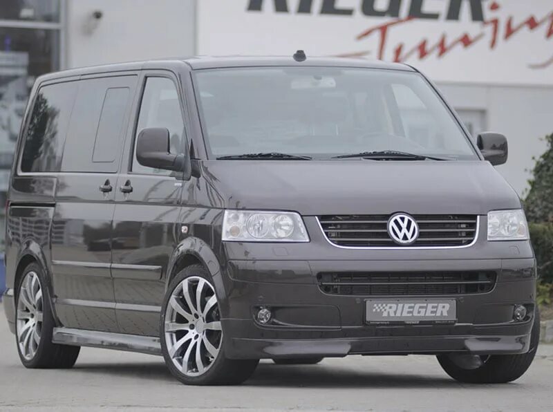 Фольксваген Мультивен т5. Volkswagen Transporter т-5 2003-2010. VW t5 Multivan обвес. VW t5 2006.