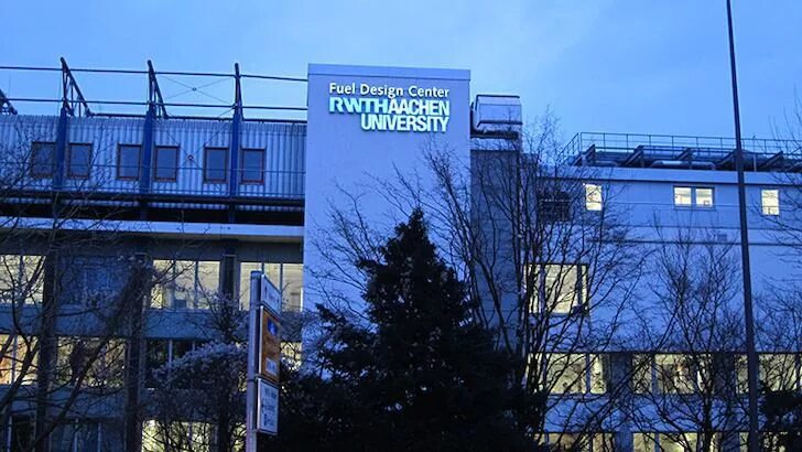 Rwth aachen. Технический университет ахена. rwth в аахене. корпуса rwth в аахене.
