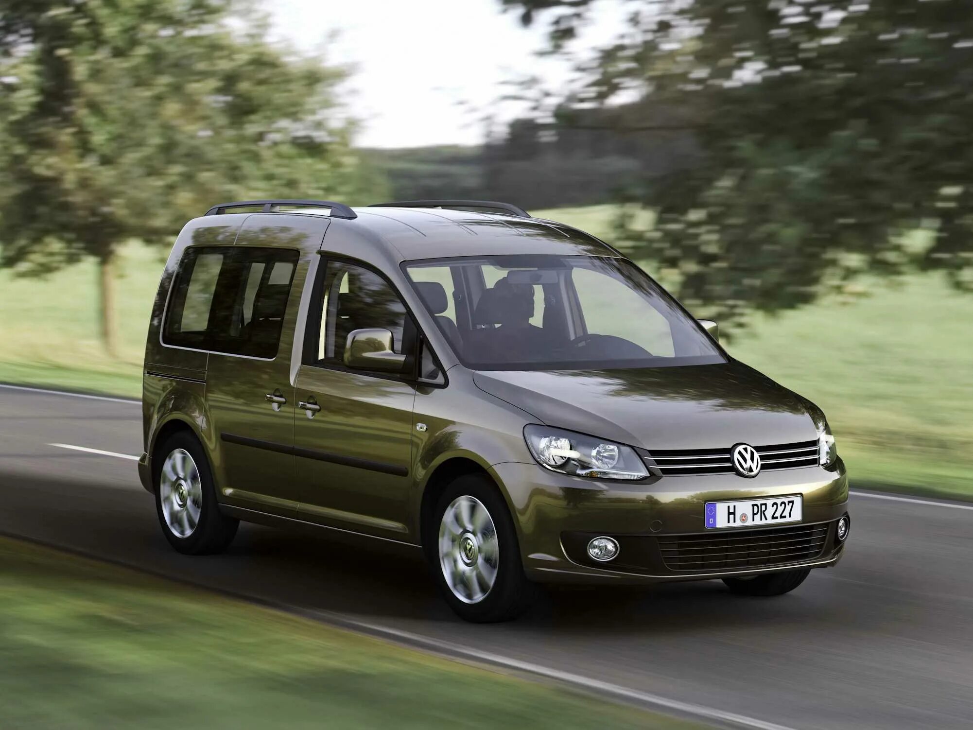 Фольц кадди. Фольксваген кадди макси фургон. Фольксваген кадди 2023. Минивэн caddy volkswagen caddy. Фольксваген кадди.