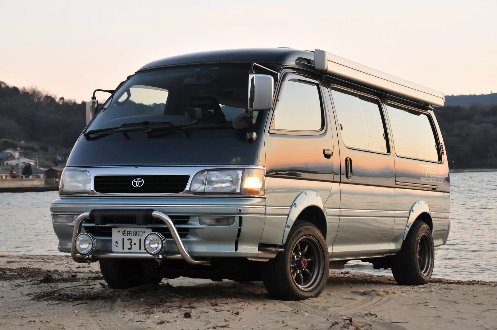 Toyota Hiace 2 поколение. Тойота Хайс 4 поколение. Автодом Toyota Hiace 4wd. Hiace 2023. Toyota hiace цена