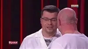 демис карибидис бенефис камеди. бенефис демис камеди. камеди клаб участники. коуч на камеди клаб. камеди клаб бенефис.