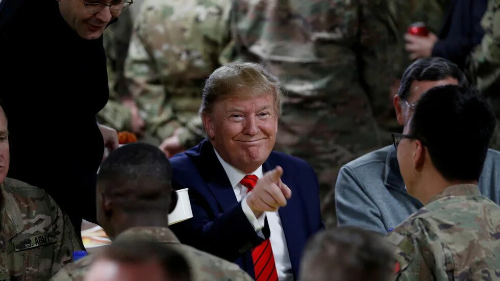 Трамп фото с военными Macron got no promises on Ukraine but called his meeting with Trump a 'turning p