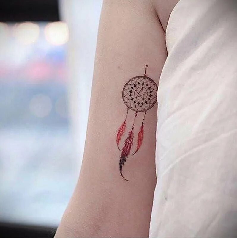 коды для снов на запястье. коды для снов на запястье. татуировки ловец снов для девушек. тату ловец слов блекворк. ловец снов тату.