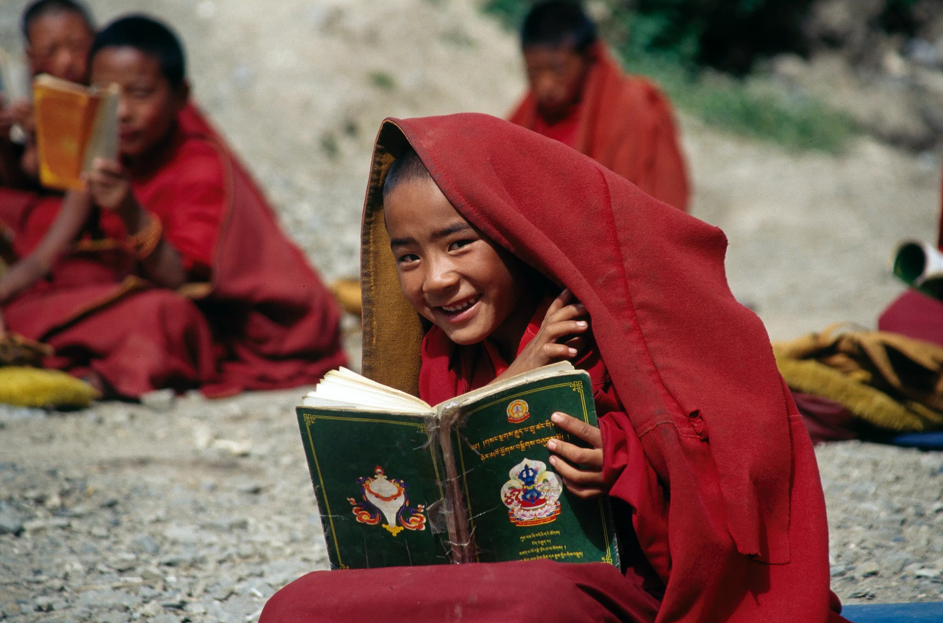 Хочу быть ученой. Тибетские монахи. Тибет монахи. Тибетские монахи женщины. Буддизм и наука.