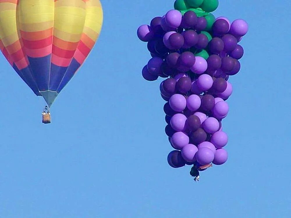 Воздушный шар. Фиолетовый аэростат. Воздушные картинки. Воздушный шар на теплом воздухе.