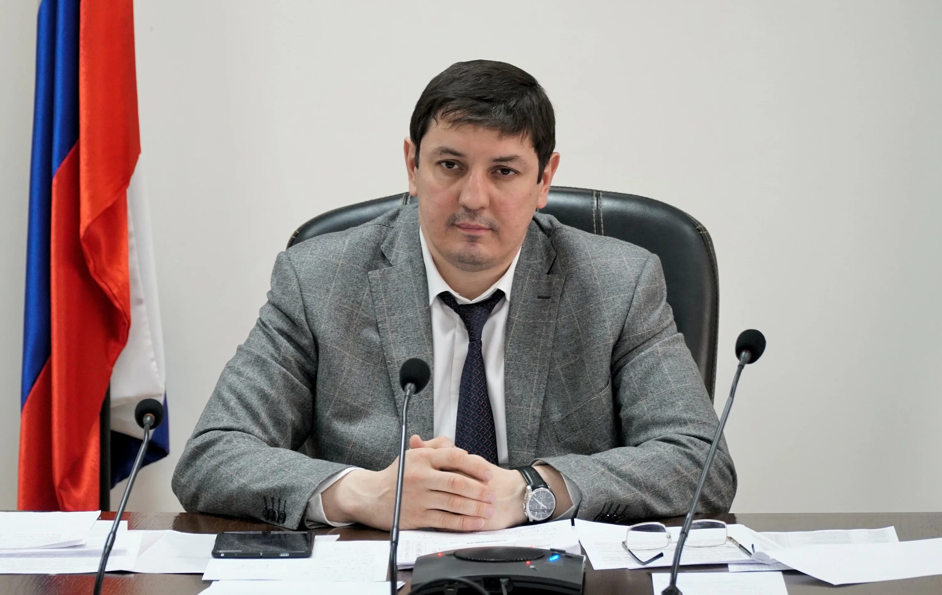 Заместитель председателя правительства дагестана. Председатель правительства дагестана. министр сельского хозяйства республики дагестан. абзагир гусейнов. министр экономики дагестана.