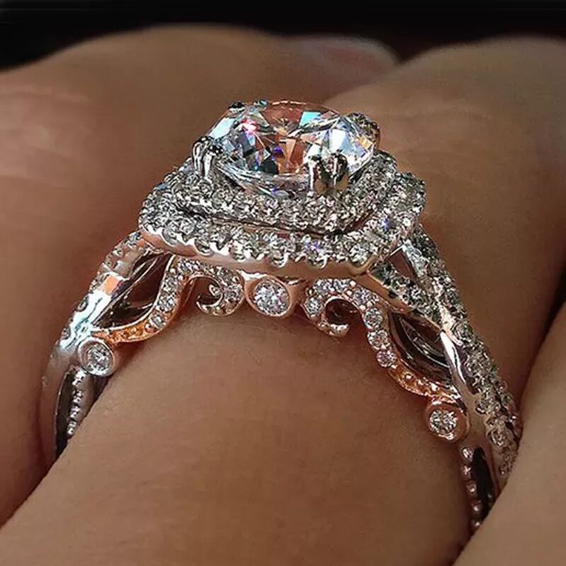 Сколько стоит ювелирное украшение. Красивые кольца. Роскошное кольцо. Красивые ювелирные украшения. Дорогие украшения.