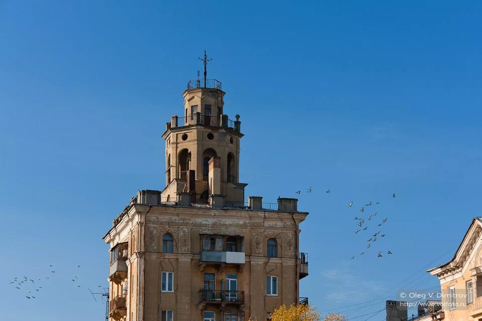 Сталинки в Волгограде Краснооктябрьский район. Церковь Краснооктябрьский район Волгоград Металлургов. Сталинки Волгоград Краснооктябрьский район пр Ленина. Проспект Металлургов Волгоград. Вода краснооктябрьский район волгоград