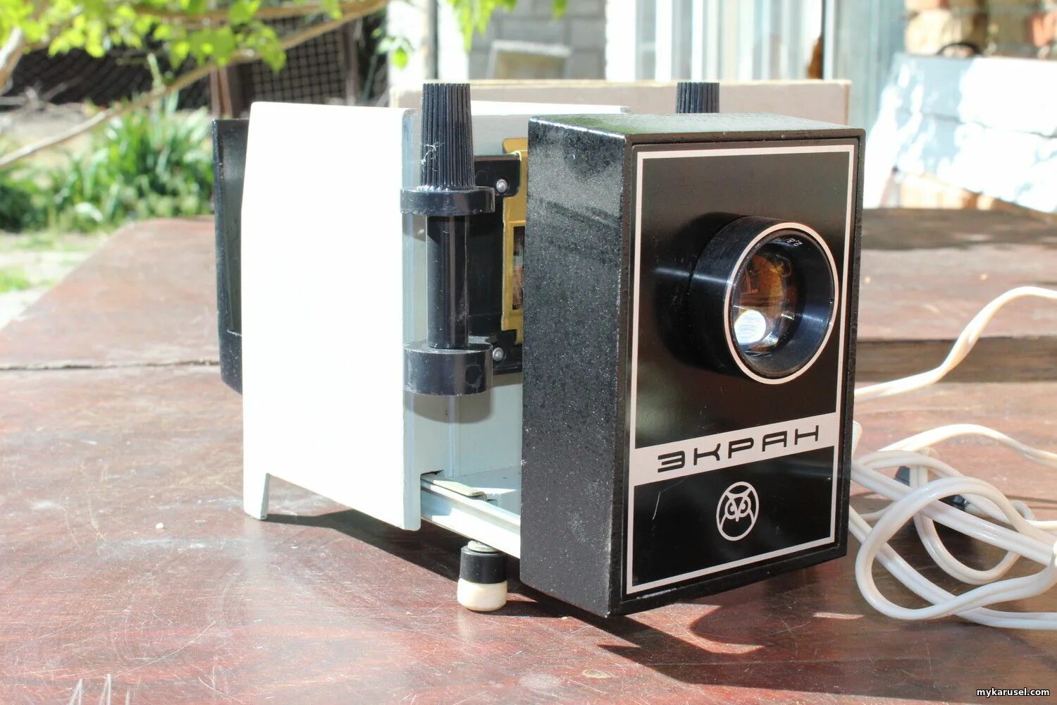 Проектор слайдов экран. 1358-76. Слайд-проектор reflecta 2000 af. Диапроектор экран 3 универсал. Диапроектор 50х50-1а.