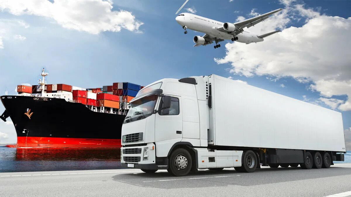 Доставка транспорта по россии. Транспортная компания Cargo transport Logistics. Изотермический фура 20т. Транспортный логист. Мультимодальные грузоперевозки.
