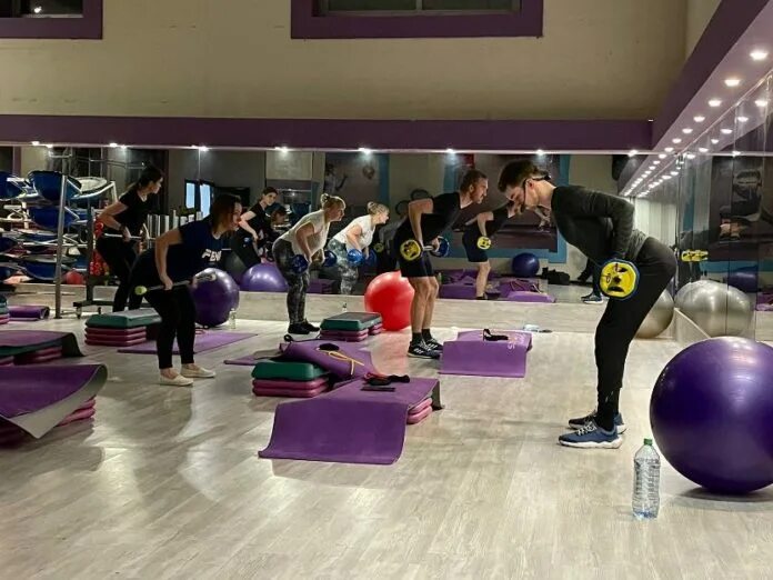 фитнес тур на красную поляну. 1 ньютон в кг. сила 102. чему равен 1 ньютон. ньютон на метр в кг.