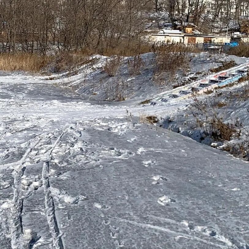 Черный снег. Черный снег фото. Черный снег 2019. Черный снег явление. Бывает черный снег