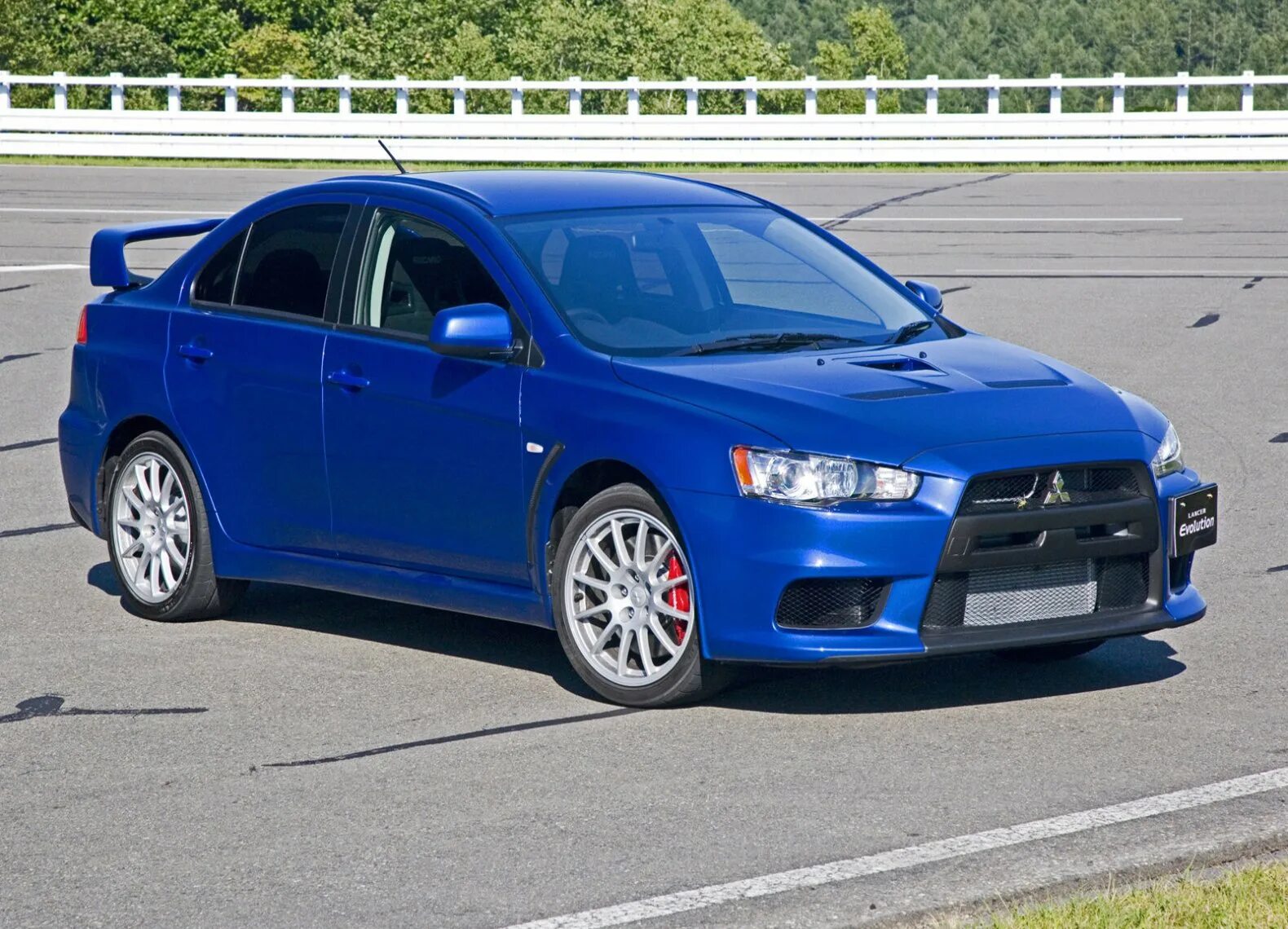 Lancer 10 2008. Mitsubishi Lancer Evolution x 2008. Лансер 10 Эволюшн. Митсубиси Лансер 10. Lancer Evolution 10.