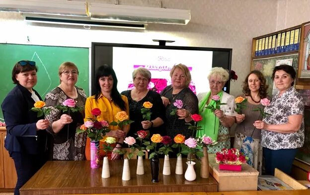 про учителя технологии. презентация столярной мастерской. про учителя технологии. презентация мастерские. поздравление с днем учителя технологии.